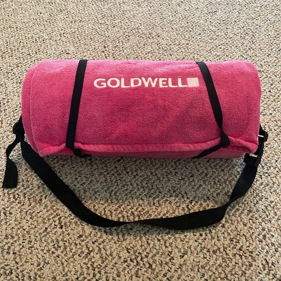 Goldwell Pink Compact Beach Towel & Pillow - Picture 6 of 7